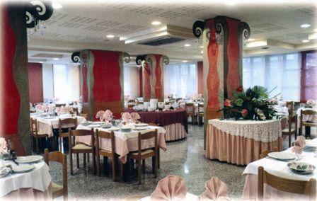 רימיני Hotel Carol מראה חיצוני תמונה