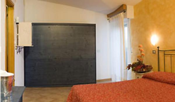 רימיני Hotel Carol חדר תמונה